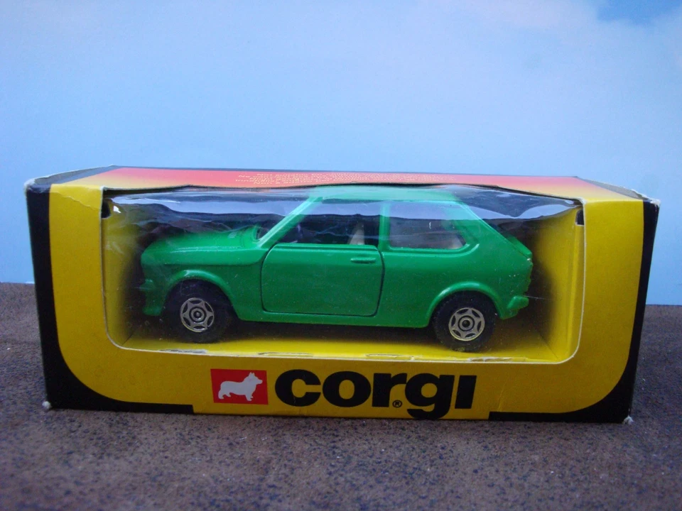 Coche de acero estampado VW Turbo vintage de Corgi #603 (1984) CAJA Foto 1 de 1