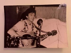 Smiling Paul McCartney Photo Print Playing the Guitar - Picture 1 of 3