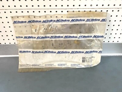 GM OEM NOS 24209012 CV Valve Body Spacer Plate 1994-2002 Cadillac Eldorado - Image 1 of 3