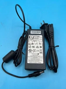Adaptador de CA XP Power VEC40US12 12V 3.33A 40W Fuente de alimentación y CABLE DE ALIMENTACIÓN - Imagen 1 de 3