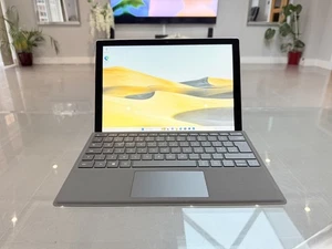 *PLUS MODEL* Microsoft Surface Pro 7+ - i7 11th Gen, 16GB - 512GB SSD!! - Picture 1 of 19