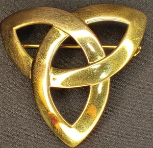 Vintage Signed Sol D'Or Celtic Irish Trinity Knot Brooch Pin Gold Tone - Picture 1 of 18
