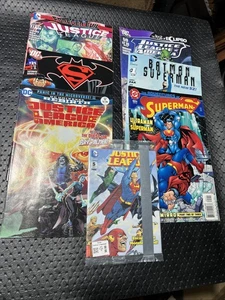 Dc Comics Lot Of 7: Justice League America & International; Superman & More! - Bild 1 von 8
