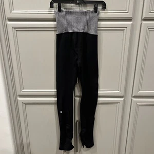Lululemon PullOn Black/Gray high waisted Yoga Pants Women’s Size 2 - Picture 1 of 11