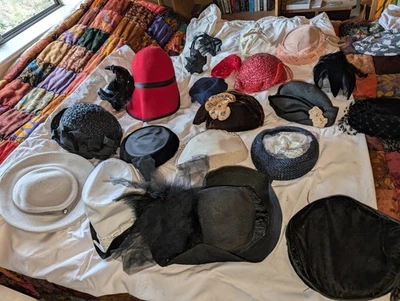 Lote de 19 sombreros vintage años 30 40 50 60 damas muchos estilos lote 3 Foto 1 de 4