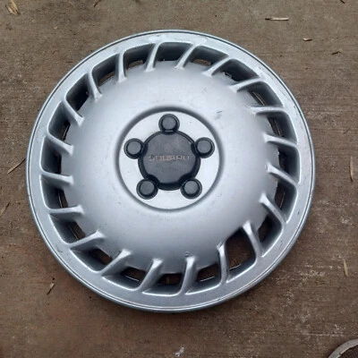 Subaru Legacy hubcap 1990-1991, fits 14" wheels part # 28811AA010,  60515 - Image 1 of 4