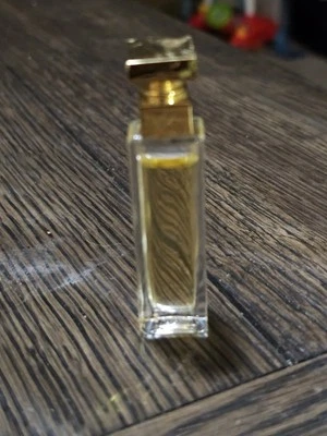 复古 Elizabeth Arden 5th Avenue 香水 0.12 液量盎司迷你旅行装瓶 — 第 1/4 张图片