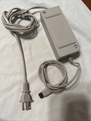 Official OEM Nintendo Wii U Wiiu Gamepad Power Supply AC Adapter Charger WUP-011 - Image 1 of 3