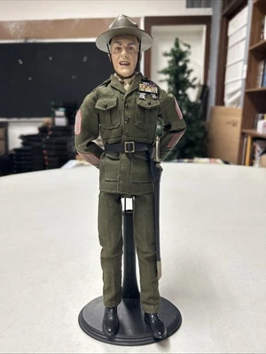 Figura motivacional 2001 Gunnery Sgt R. Lee Ermey 12 pulgadas sin caja presentación de diapositivas Foto 1 de 4