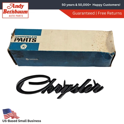 Chrysler Newport 1969 placa de identificación emblema logotipo 2898952 nuevo de stock Foto 1 de 4