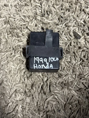 Honda Super Hawk 1000 Vtr1000f 1998 unidad informática ecu caja negra ecm MBB CI689 Foto 1 de 3