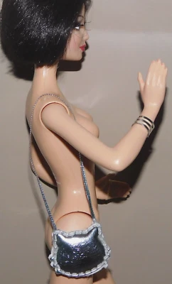 BARBIE SILVER KITTY CAT PURSE BRACELET FITS INTEGRITY MY SCENE FASHIONISTA DOLL - Image 1 of 3