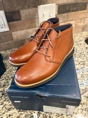 Cole Haan Men Original Grand Chukka Boot Woodbury/Dark Roast Style C28214, 7.5 - Image 1 of 4