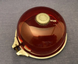 Vintage Red Glass Dome Light Cover w Bracket 4" Cover Lens Unknown - Imagen 1 de 10