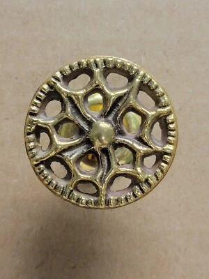 Nuevo de Lote Antiguo Latón Sólido 1-3/8" Perilla Decorativa con Escudo  Foto 1 de 2