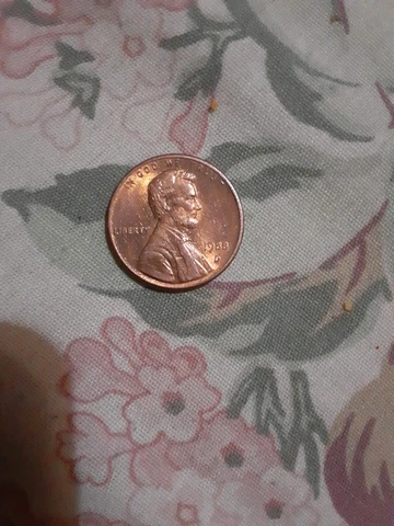 1988-D RD Lincoln Penny With Misaligned "D" Mint Mark Error Cover