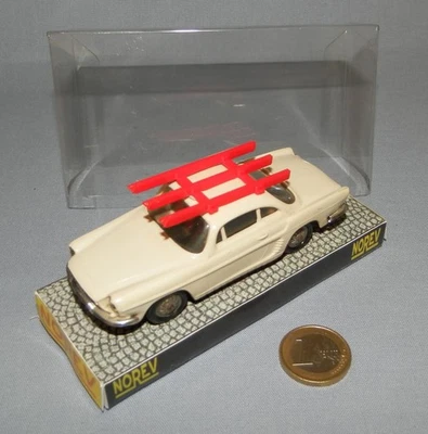 Norev France réf 52 : Renault Floride Caravelle transformée "Ski" (Blanc) - Photo 1/4