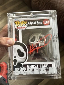 Henry Winkler signiert Ghostface - Bild 1 von 4