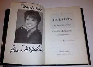 DONNA MCKECHNIE LIBRO FIRMADO TIEMPO PASOS TONY GANADORA DEL PREMIO CON CERTIFICADO DE AUTENTICIDAD BONITO RARO - Imagen 1 de 2