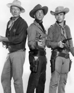 8x10 Western Glossy photo John Wayne, Dean Martin & Ricky Nrlson Rio Bravo - Picture 1 of 1