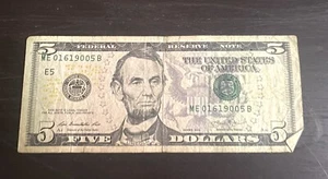 2013 $5 Dollar Bill Error Misalignment Serial Number Top Left Corner - Picture 1 of 4