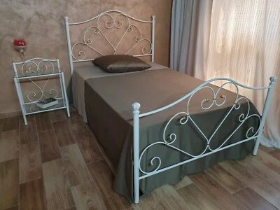 Letto una piazza e mezza in ferro battuto  Sogno bianco decorato oro - Immagine 1 di 4