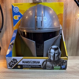 Elektronische Mandalorianer Maske Star Wars Halloween Kostüm Disney Hasbro NEU - Bild 1 von 8