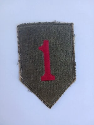 ~ORIGINAL WWII US ARMY 1ST INFANTRY DIVISION JACKET SLEEVE INSIGNIA PATCH~ - Image 1 of 2