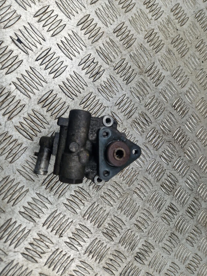 FIAT DUCATO POWER STEERING PUMP 2.0 DIESEL 00518259910 2016 - Image 1 of 4