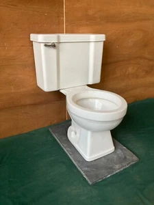 Vtg Mid Century White Ceramic Toilet Round Bowl Deco Mansfield 138-25E - Picture 1 of 21