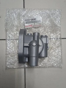 Genuine TOYOTA LandCruiser BJ42 3B BJ62 3B Thermostat Housing Water Outlet Lower - Picture 1 of 8