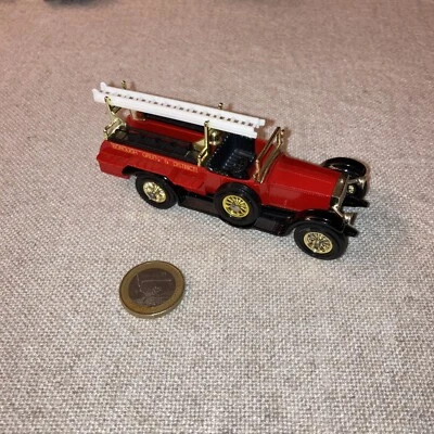 Matchbox Lesney Models of Yesteryear Rolls Royce Y-6 Feuerwehr - Bild 1 von 4