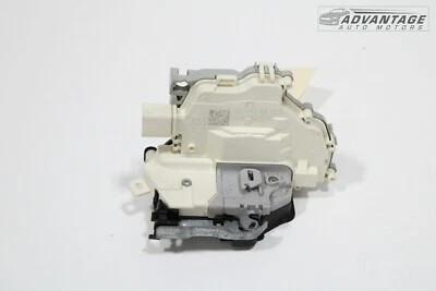 AUDI A5 2018-2023 actuador de cierre de panel de puerta lateral trasera izquierda OEM Foto 1 de 4