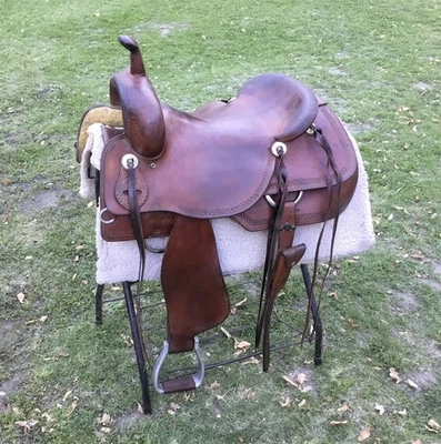 Roohide 17” Cutting Saddle - Image 1 of 4