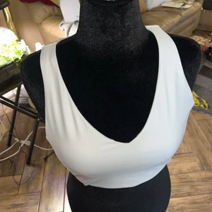 Fabletics Kessler High Impact Sports Bra - Picture 1 of 5