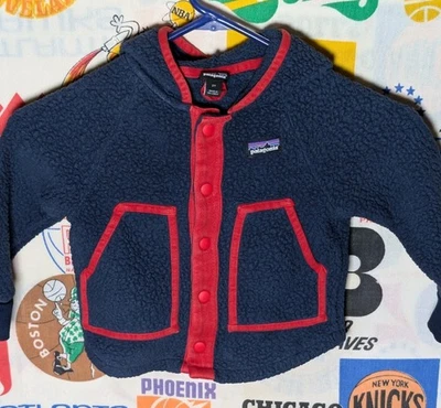 Chaqueta con Capucha Patagonia Retro Pila Polar Bebé Niño Pequeño Niños 2T Azul Marino Rojo Foto 1 de 4