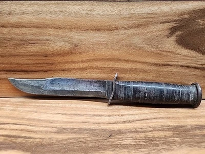 WW2 WESTERN CUTLERY BOULDER COLO. USA MILITARY SURVIVAL BOWIE KNIFE - Image 1 of 4