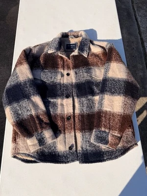 Abercrombie & Fitch Shirt Jacket Size XL Blue Brown Plaid Sherpa Lined Shacket - Image 1 of 4
