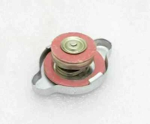 Fit For Suzuki SJ413 SJ410 Samurai Gypsy Radiator Cap - Picture 1 of 2