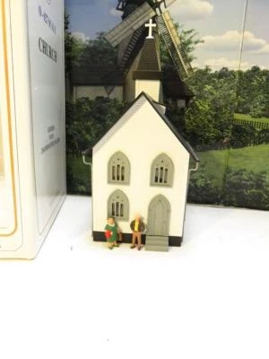 0/027 ACCESSORY- 6350 MODEL POWER LIGHTED ASSEMBLED CHURCH- EXC- SH - Image 1 of 4