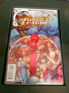 DC Convergence Justice League, Regular cover by Mark Buckingham. - Picture 1 of 4