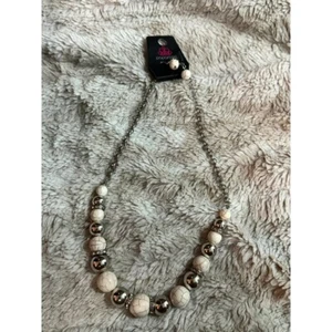 Conjunto de collar de paparazzi piedra blanca acento plata cuentas joyería llamativa - Imagen 1 de 2