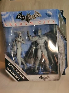 DC Universe Batman Catwoman Arkham City Legacy Edition (CosBman1165) - Picture 1 of 9