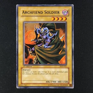 Erzunterweltler Soldat DCR-057 - Dunkle Krise - Yugioh Karte - Bild 1 von 2