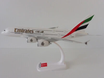 EMIRATES Airbus A380-800 1/250 Herpa Snap Fit 607018-001 EK DUBAI A6-EEP - Imagen 1 de 4