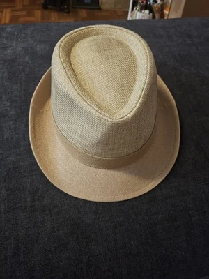 Sombrero de hombre Foto 1 de 4