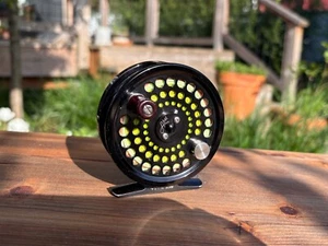 Abel TR2 Fly Reel - Picture 1 of 3