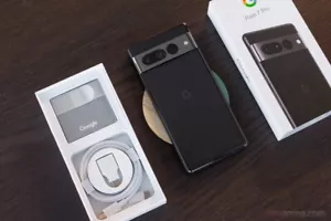 Entsperrt Google Pixel 7 Pro 5G 128GB/256GB 50MP Smartphone Hazel/Obsidian/Schnee - Bild 1 von 20