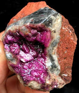 90g Natural Purple&Red Cobalt Calcite Metasomatic Crystal Specimen ia1878 - Picture 1 of 8