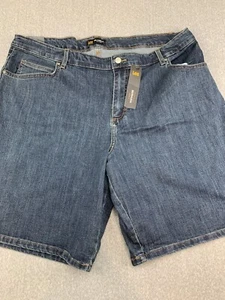 LEE Relaxed Fit Mid Rise Jean Shorts Womens Size 20W Lagoon Blue 9 Inch Inseam - Picture 1 of 15